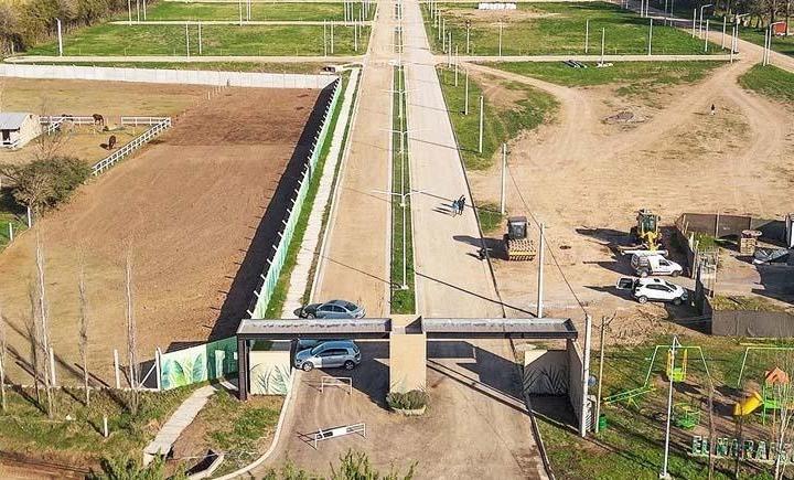 Terreno · 298m²