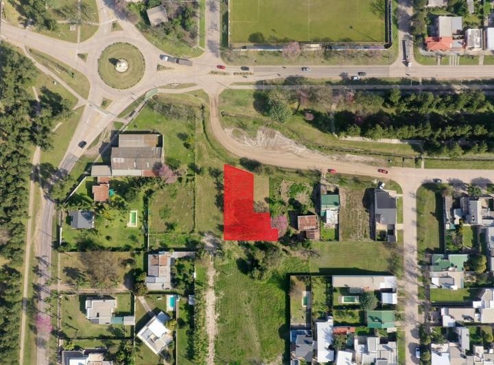 Terreno · 741m²