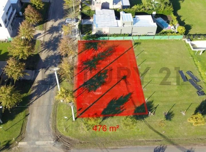 Terreno · 476m²