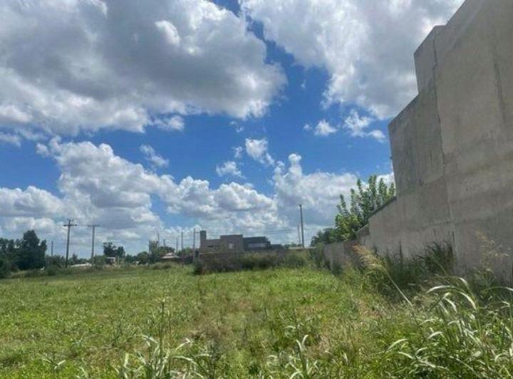 Terreno · 338m²