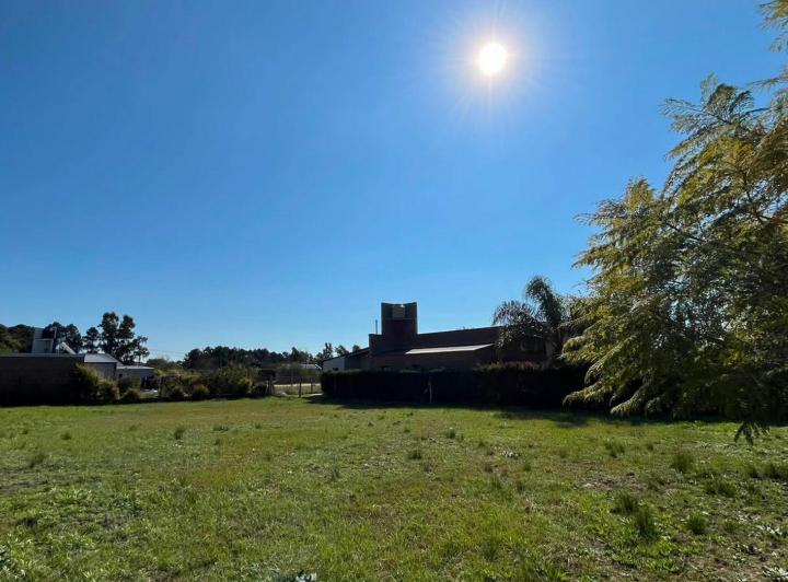 Terreno · 682m²