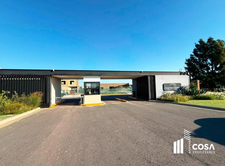 Terreno · 800m²