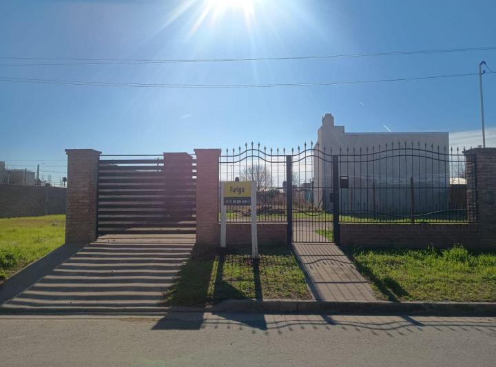 Terreno · 246m²
