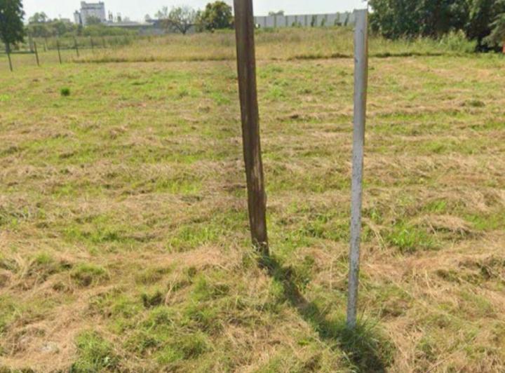 Terreno · 1600m²