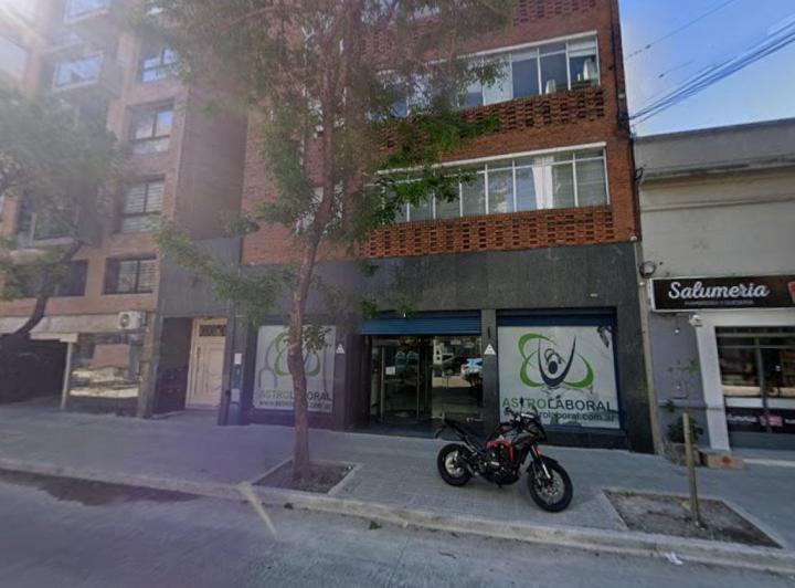 Local comercial · 350m²