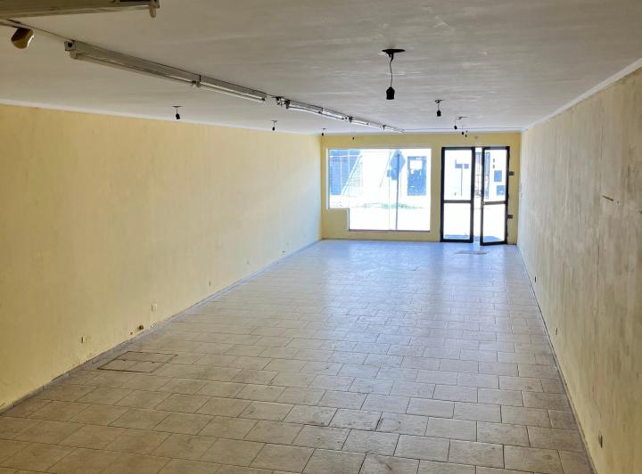 Local comercial · 170m² · 2 Ambientes