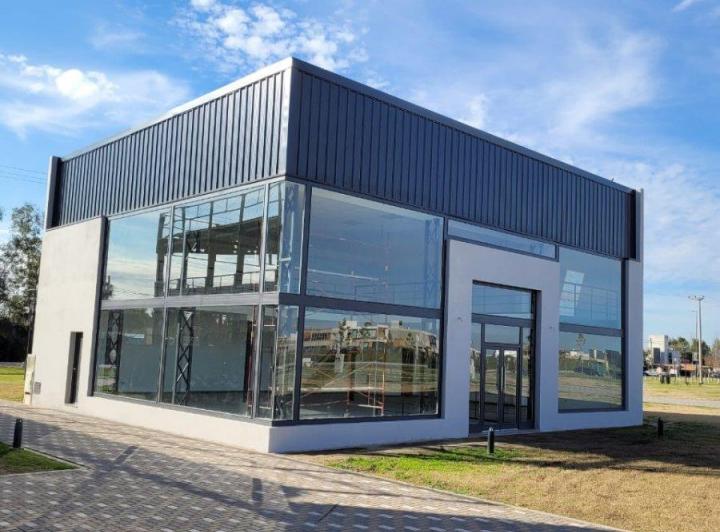 Local comercial · 292m² · 2 Ambientes
