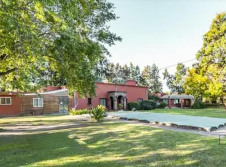 Local comercial · 450m² · 10 Ambientes