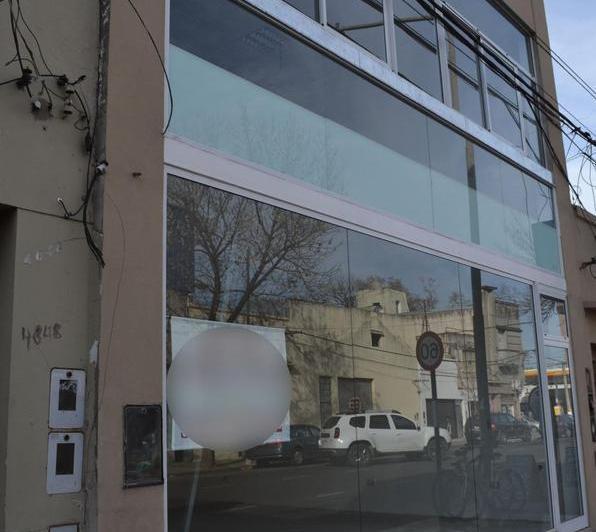 Local comercial · 143m² · 1 Ambiente