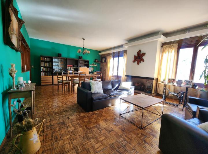 Local comercial · 295m² · 8 Ambientes