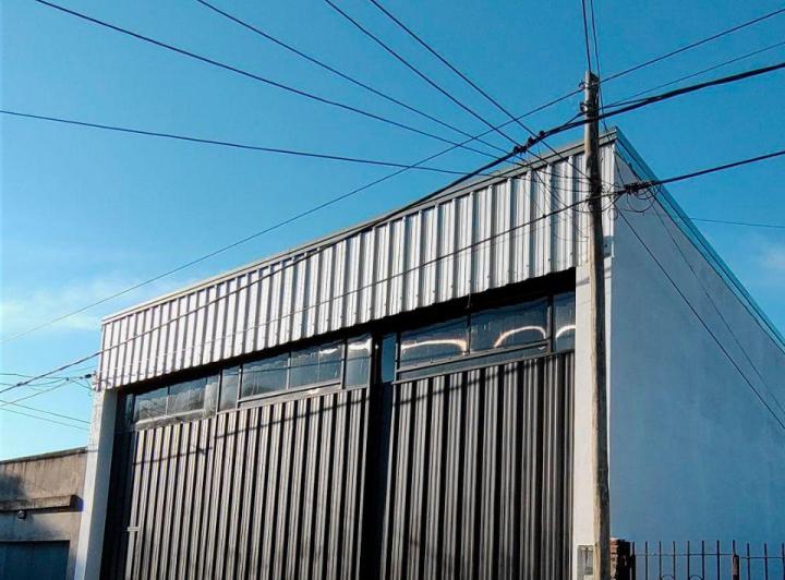 Local comercial · 182m²