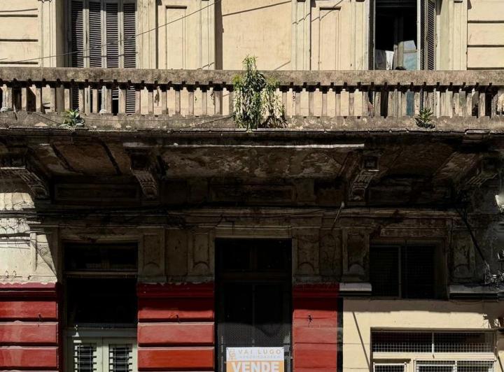 Local comercial · 150m² · 7 Ambientes