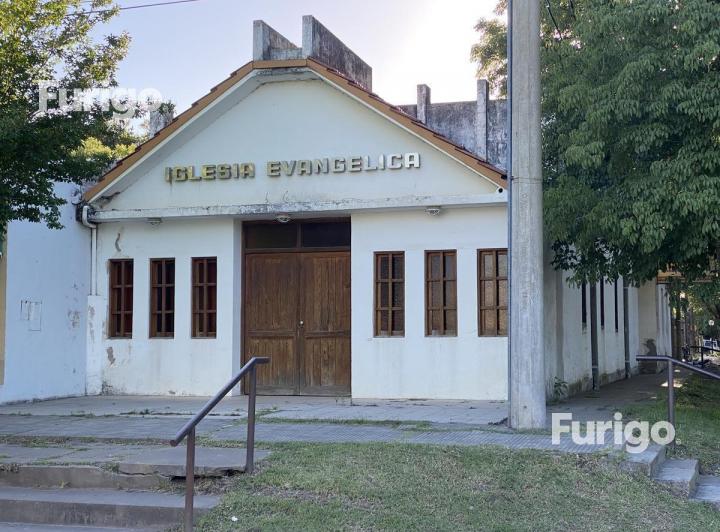 Local comercial · 240m² · 7 Ambientes