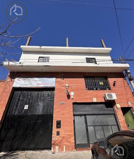 Local comercial · 300m²