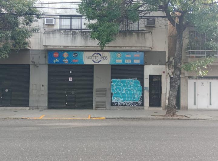 Local comercial · 360m²