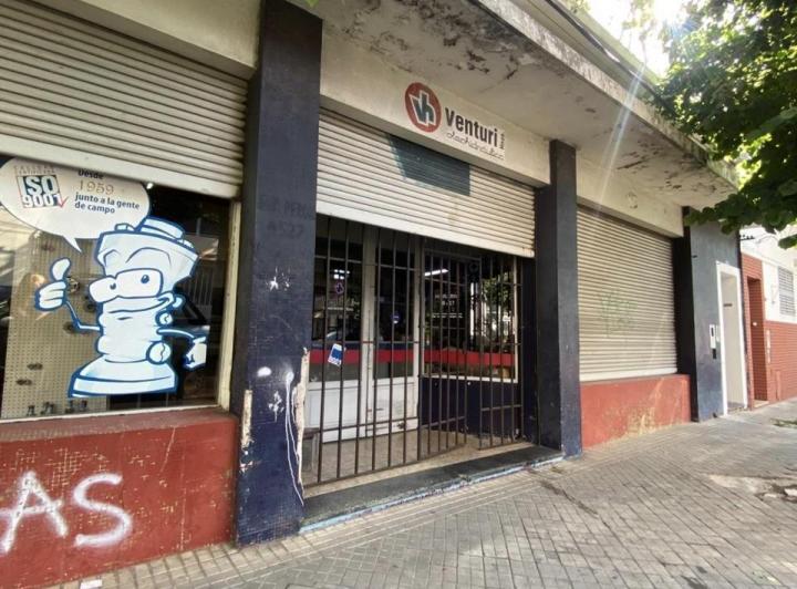 Local comercial · 250m²