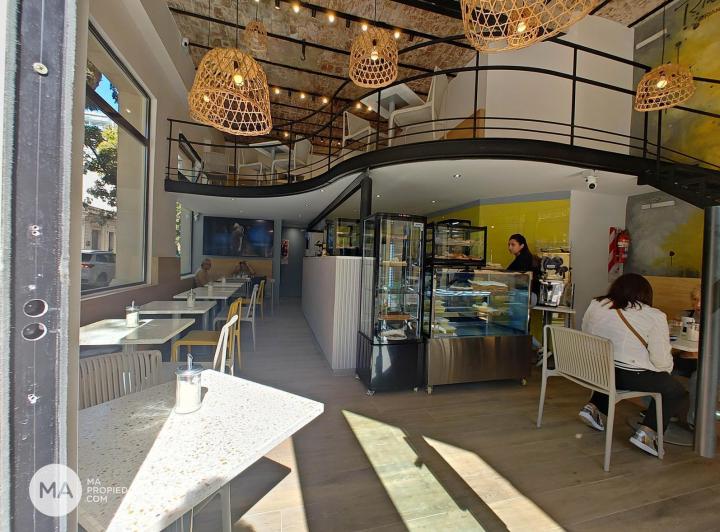 Local comercial · 144m² · 3 Ambientes