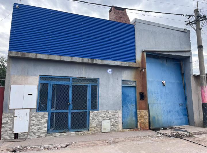 Local comercial · 585m² · 7 Ambientes