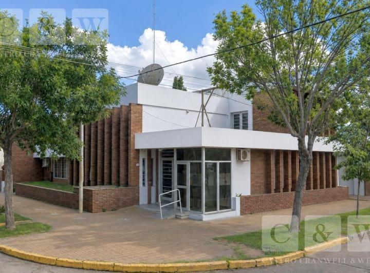 Local comercial · 539m²