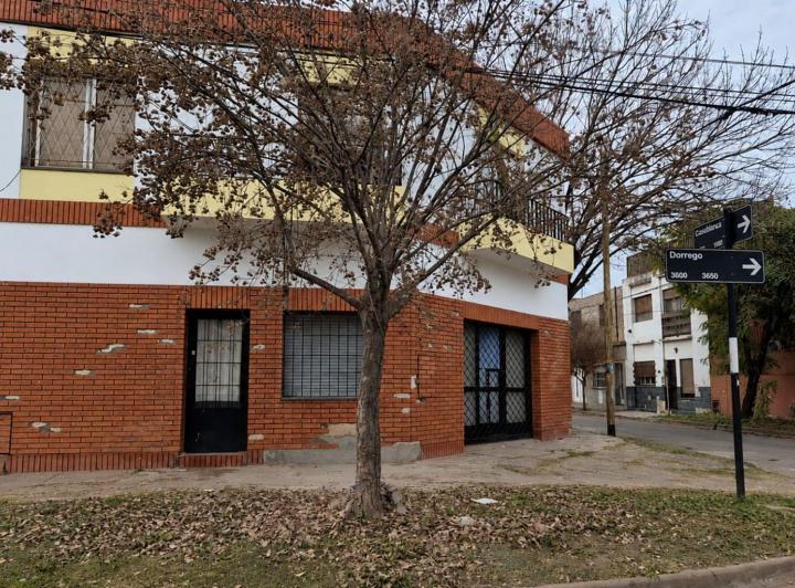Local comercial · 325m²