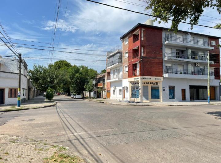 Local comercial · 100m² · 2 Ambientes