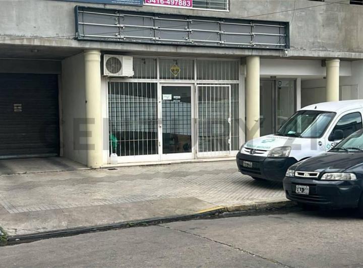 Local comercial · 216m² · 4 Ambientes