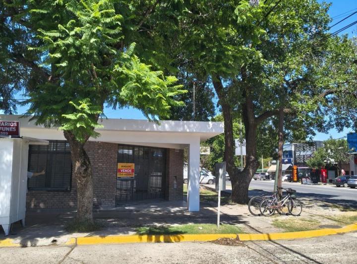 Local comercial · 278m²