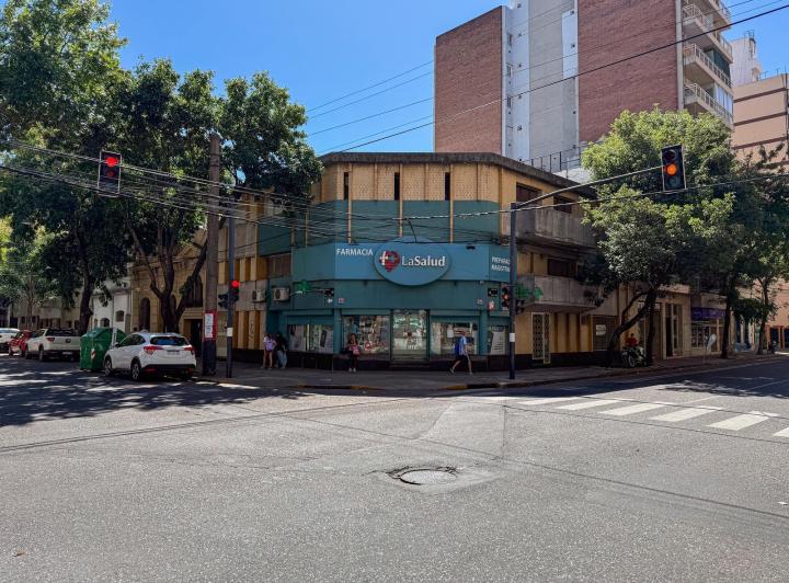Local comercial · 468m² · 7 Ambientes
