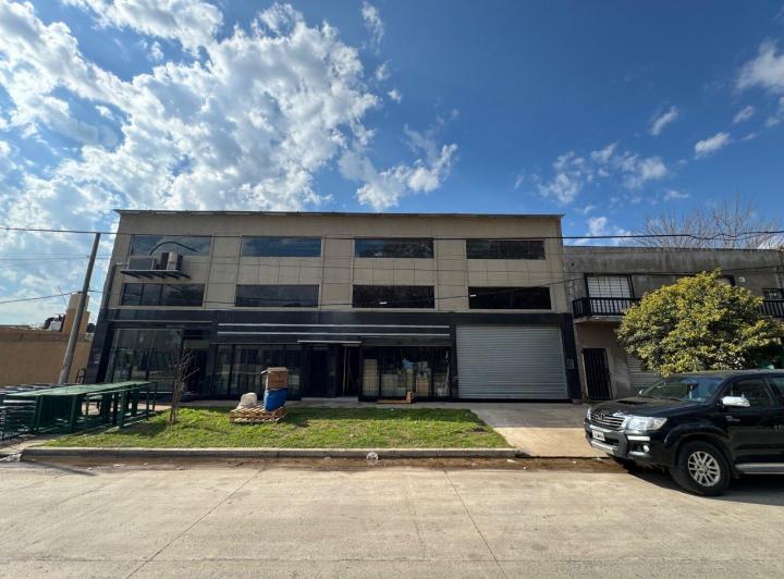 Local comercial · 265m² · 5 Ambientes