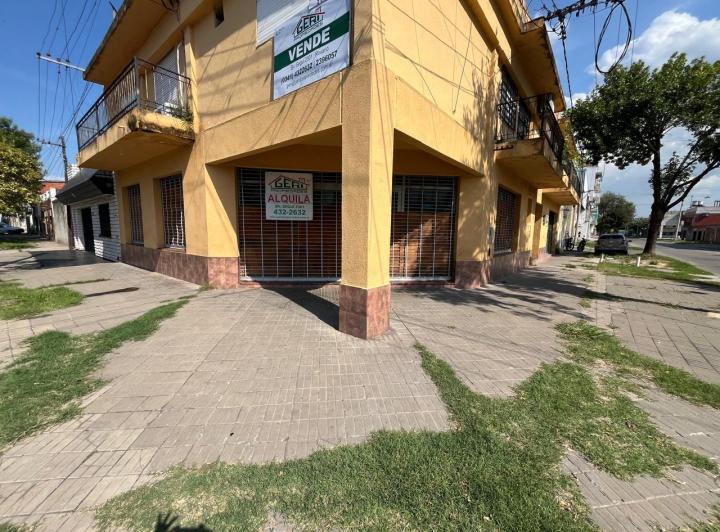 Local comercial · 440m²