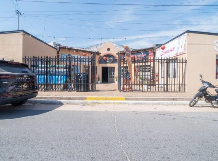 Local comercial · 755m²