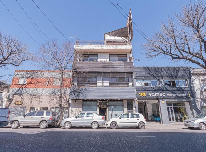 Local comercial · 164m²