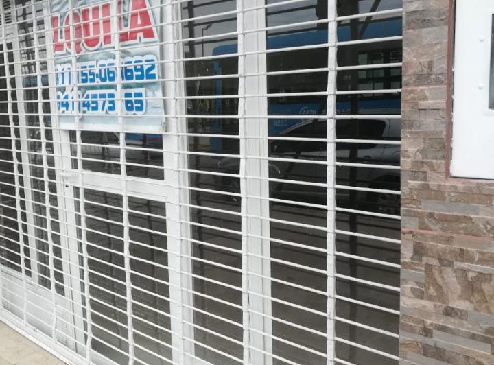 Local comercial · 250m² · 10 Ambientes