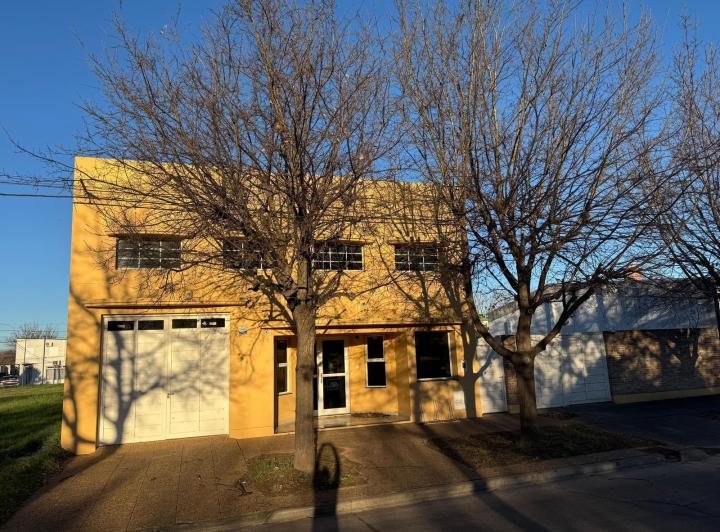Local comercial · 277m² · 1 Cochera
