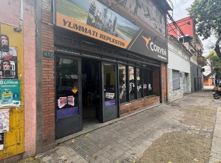 Local comercial · 370m²