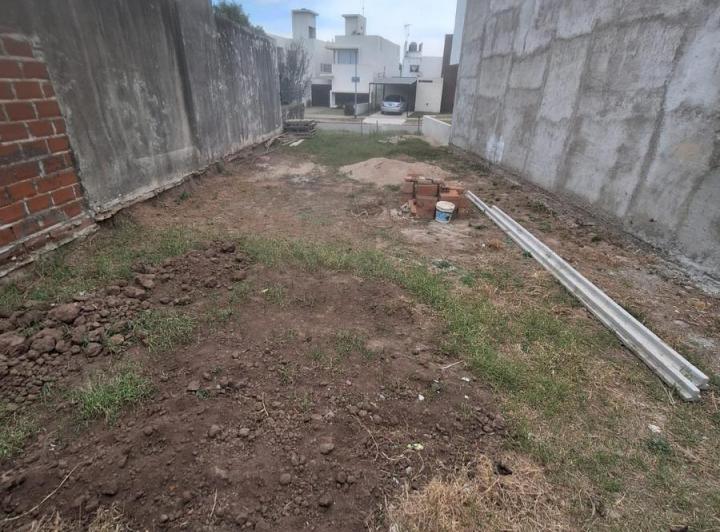 Terreno · 150m²