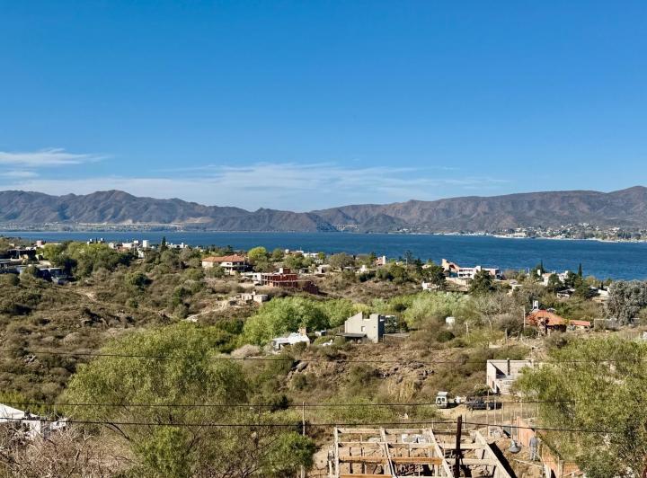 Terreno · 1076m²