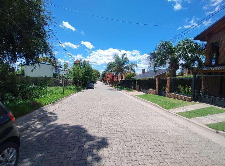 Terreno · 472m²