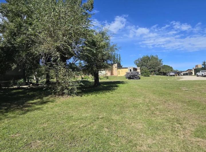 Terreno · 930m²