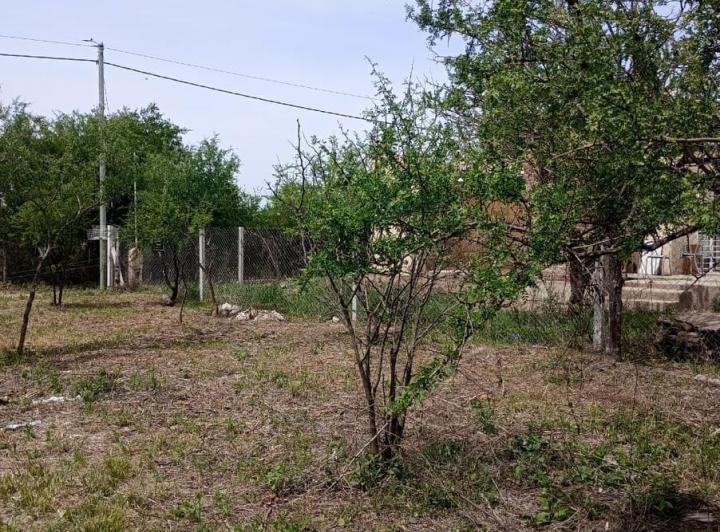 Terreno · 605m²