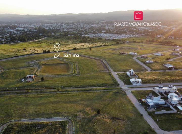 Terreno · 521m²