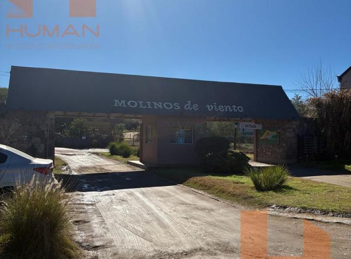 Terreno · 900m²