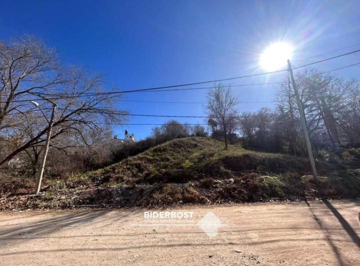Terreno · 1800m² · 1 Ambiente