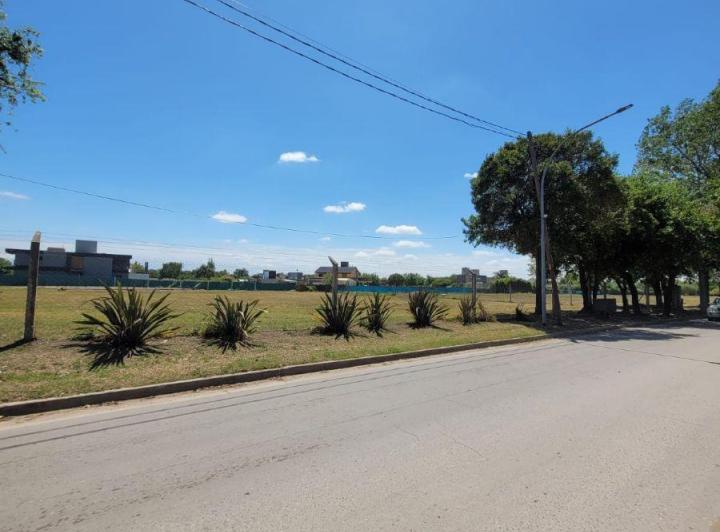 Terreno · 2800m²