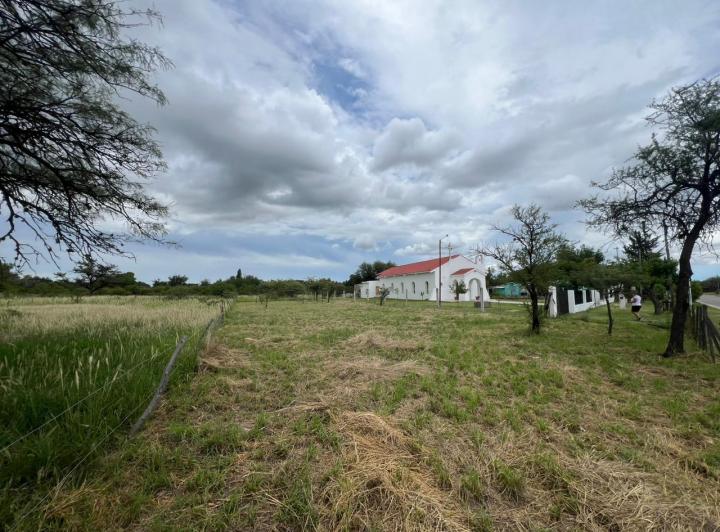 Terreno · 843m²