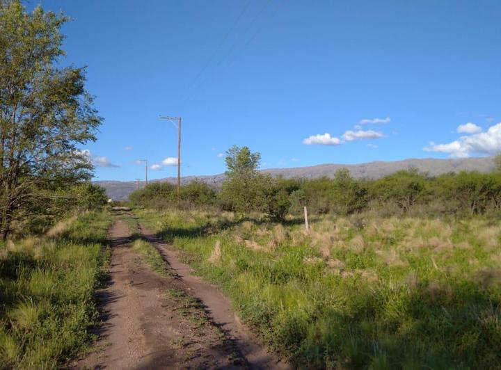 Terreno · 866m²
