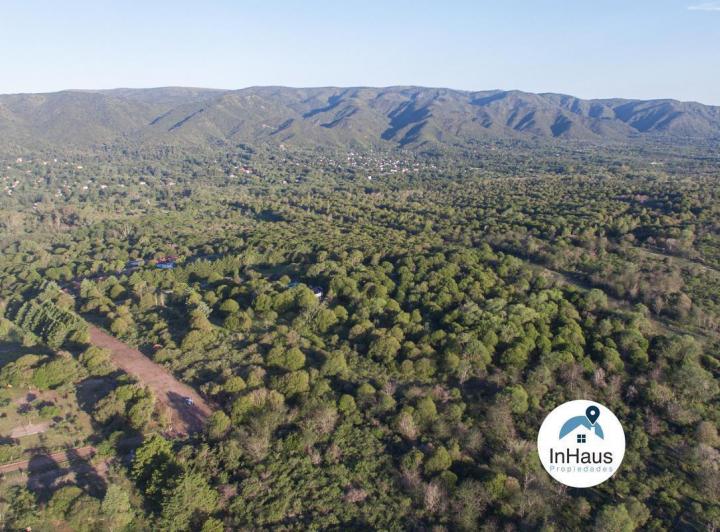 Terreno · 2500m²