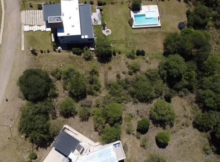 Terreno · 1031m²