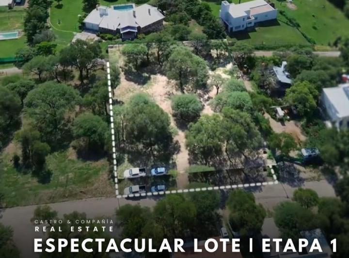 Terreno · 812m²