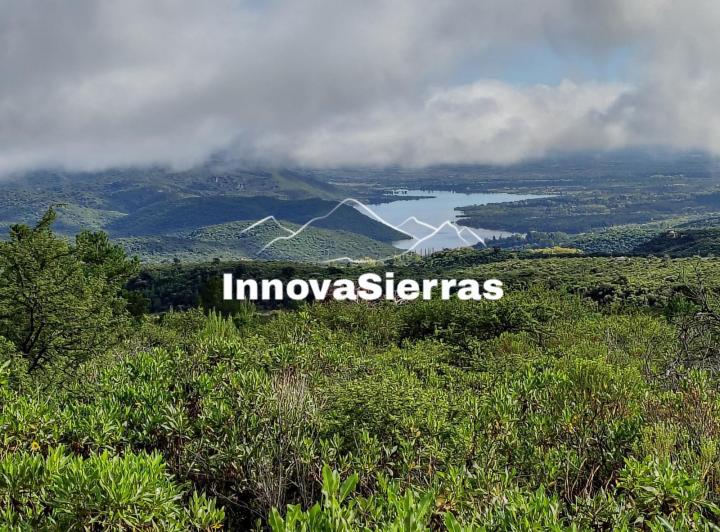 Terreno · 1600m²
